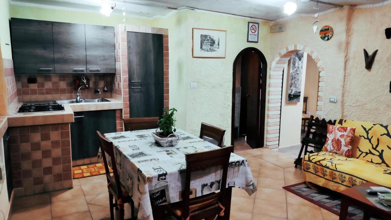 Carrera Longa Apartment Сасари Екстериор снимка